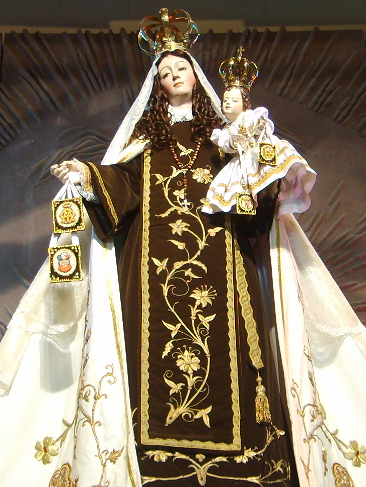 Aprende el significado y la historia del Escapulario de la Virgen del Carmen – Guía completa