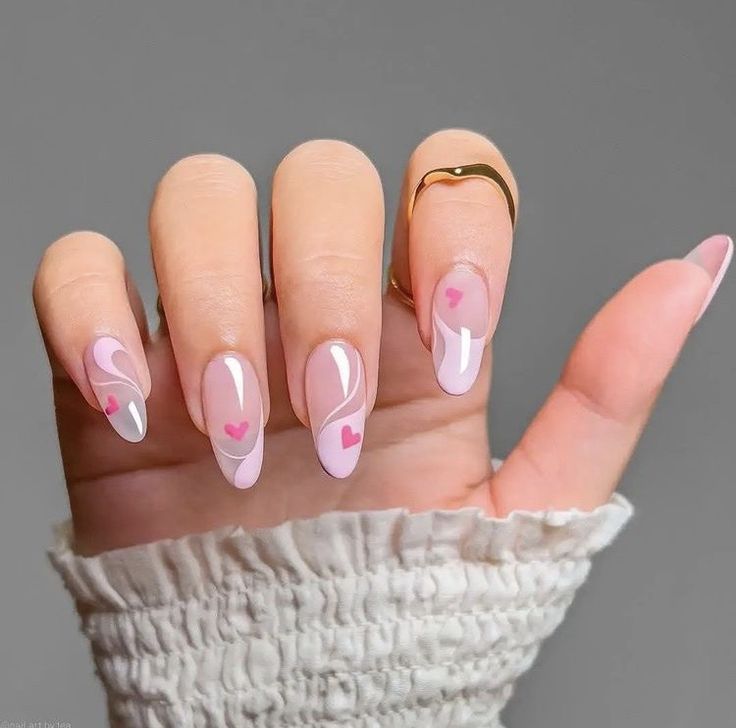 Aprende la tendencia en uñas acrílicas rosa pastel para lucir un estilo súper chic