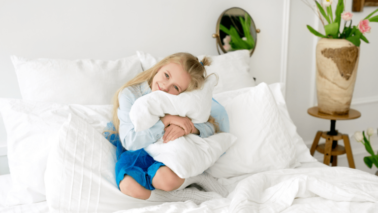 Aprende por qué abrazar una almohada es beneficioso para tu salud y bienestar